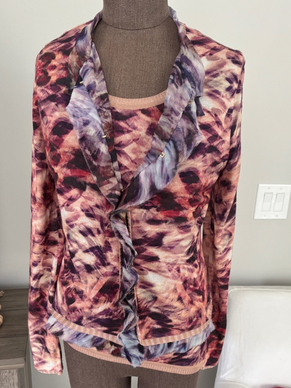 Ruffled Open Cardigan in Mauve-Purple Print Medium